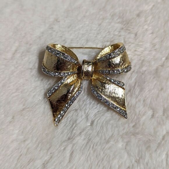Vintage 1980's Goldtone & Rhinestones Bow Brooche - Picture 9 of 10